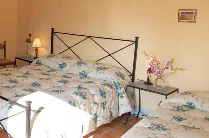 Agriturismo Casanova Asciano Habitación foto